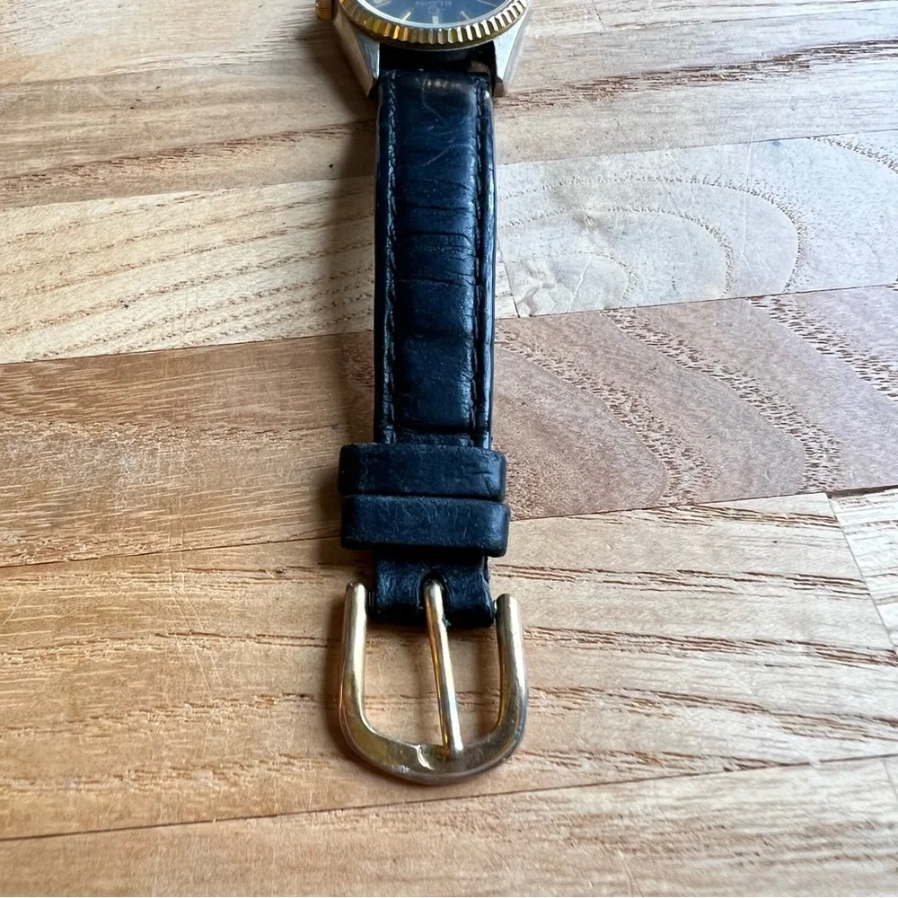 Vintage Elgin ladies black and gold tone dress watch NEW BATTERY